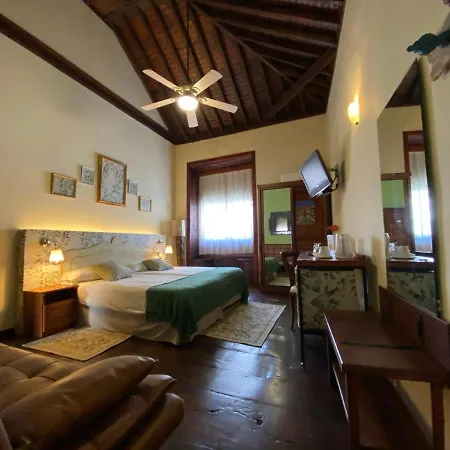 Gara Hotel