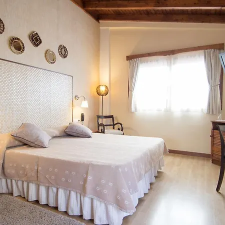 Gara Hotel 4*