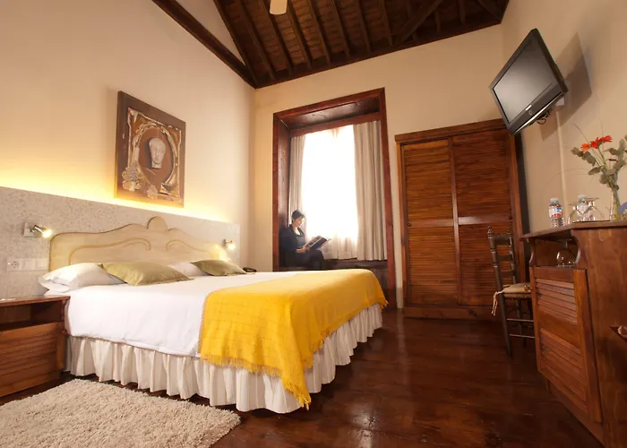 Gara Hotel 4*